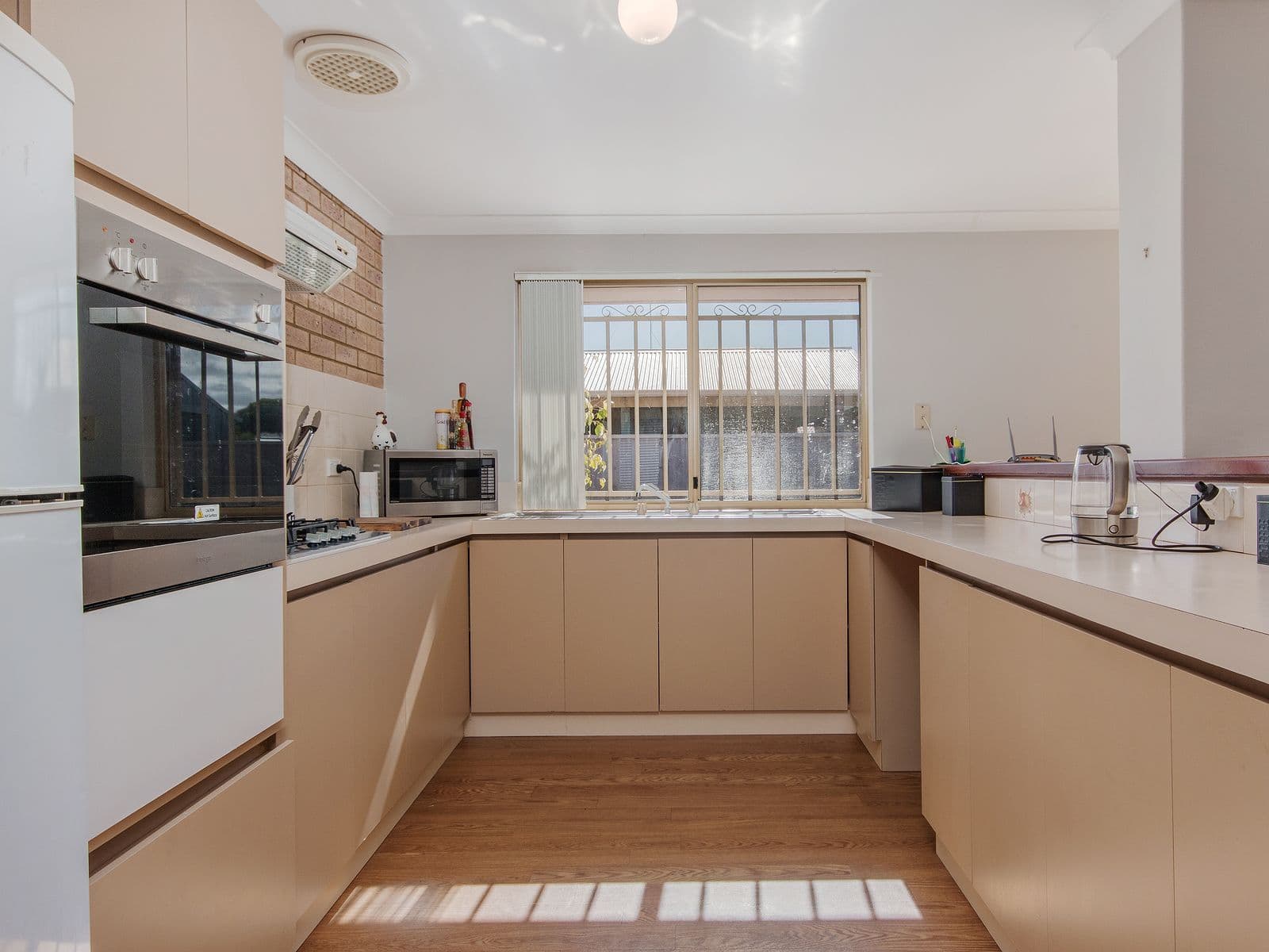 45 Hawker Street, Safety Bay WA 6169, Safety Bay - Thumbnail 5