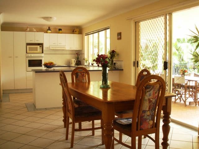 6 Hilliards Park Drive, WELLINGTON POINT QLD 4160, Wellington Point - Thumbnail 6