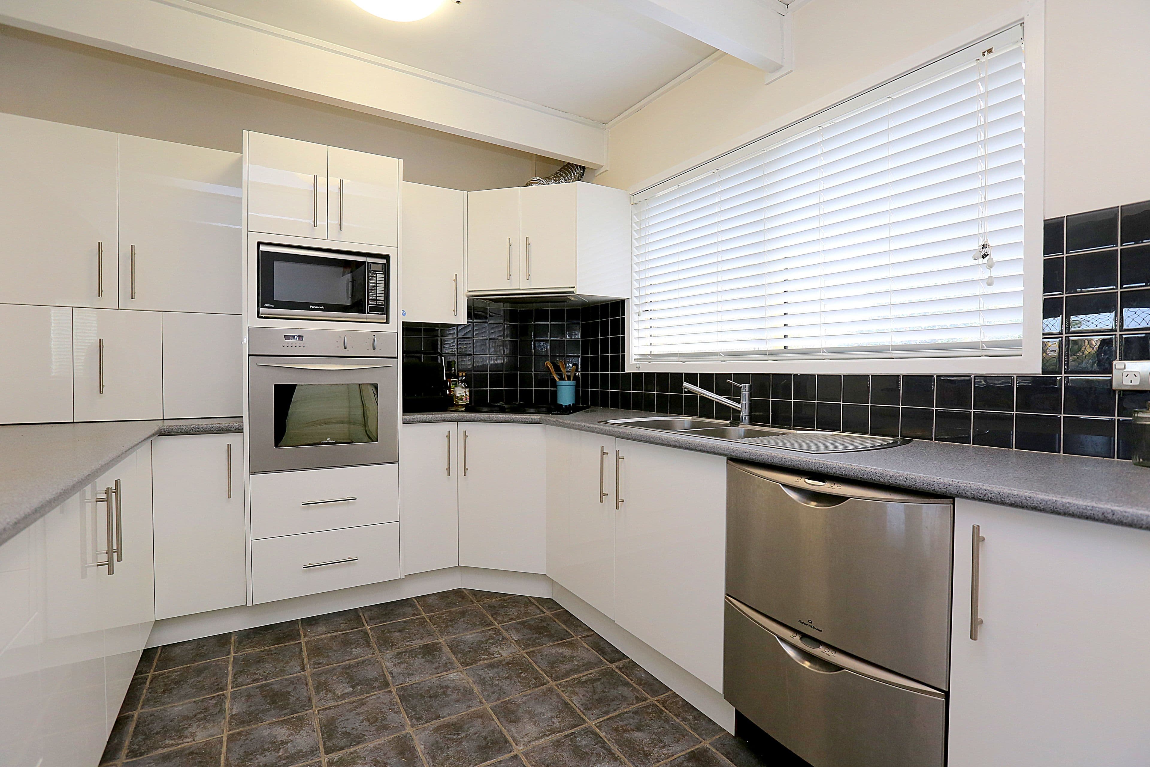 13 Bastille Close, Padstow Heights - Thumbnail 3
