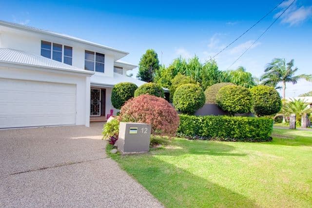 12 Pontee Parade, ALEXANDRA HEADLAND QLD 4572, Alexandra Headland - Thumbnail 2