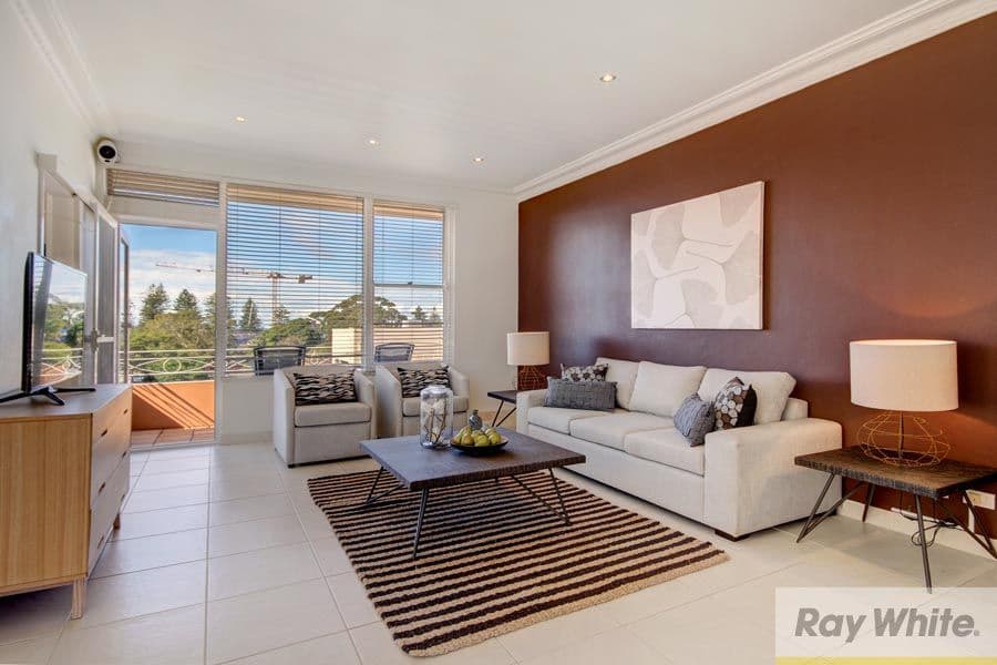 132 Chuter Avenue, RAMSGATE BEACH NSW 2217, Ramsgate Beach - Thumbnail 3