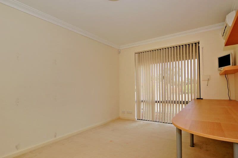4 Acorn Mews, KIARA WA 6054, Kiara - Thumbnail 2