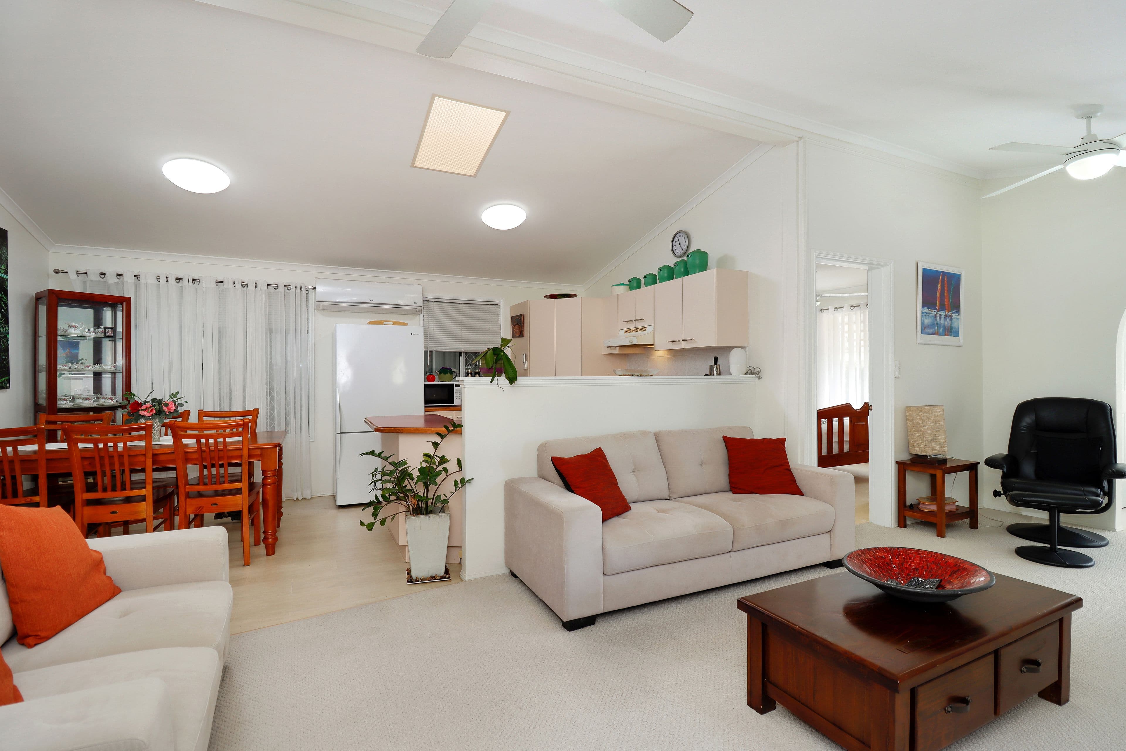 13 Palm Avenue, 14 Ibis Boulevard, Eli Waters QLD 4655, Eli Waters - Thumbnail 5