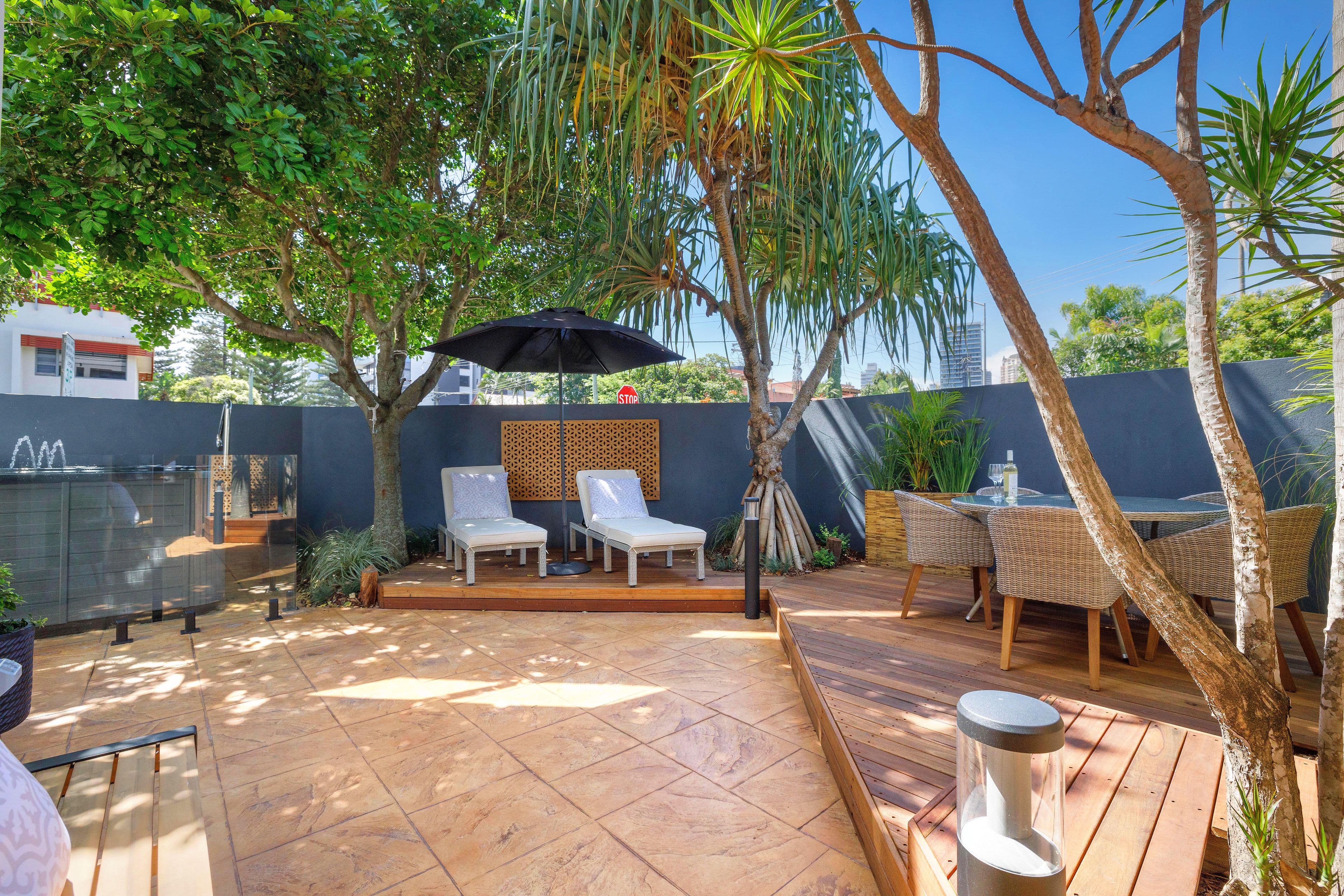 176 Surf Parade, Broadbeach QLD 4218, Broadbeach - Thumbnail 2