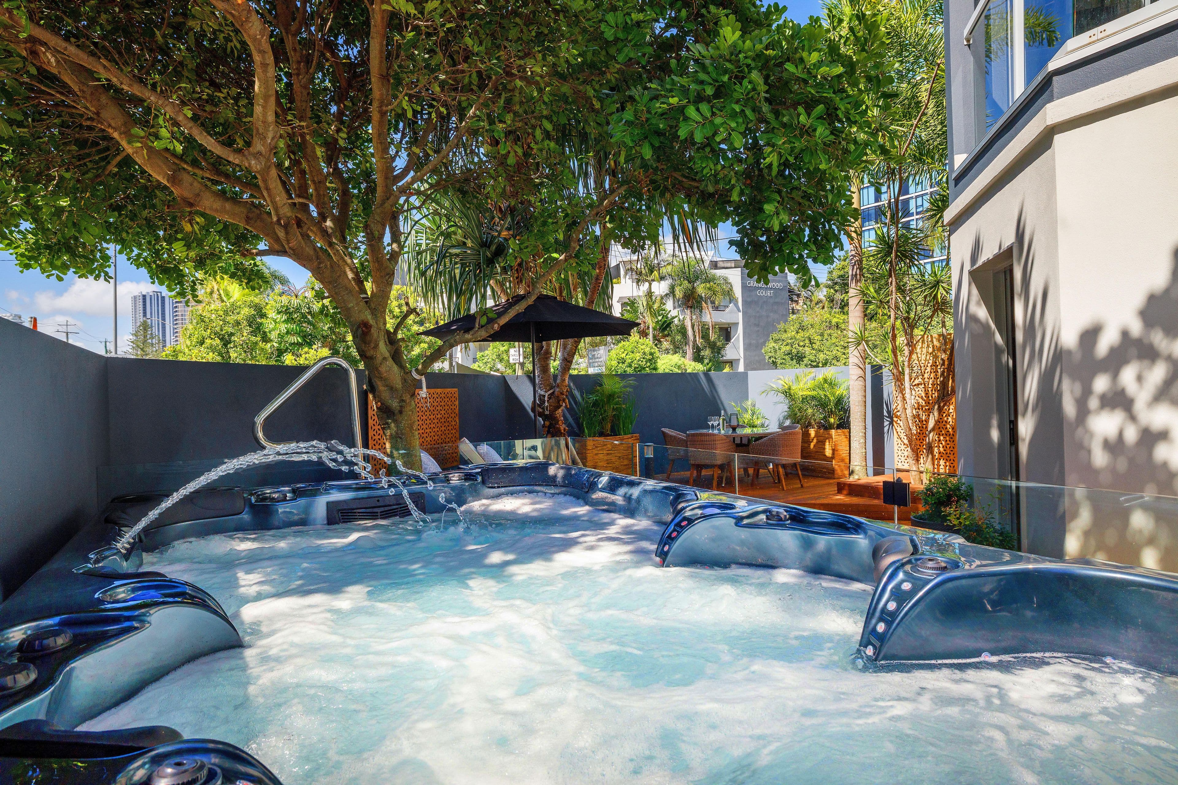176 Surf Parade, Broadbeach QLD 4218, Broadbeach - Thumbnail 5
