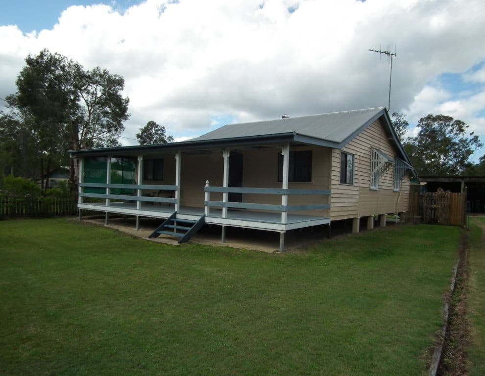 21 Colton Road, ALDERSHOT QLD 4650, Aldershot - Image 1