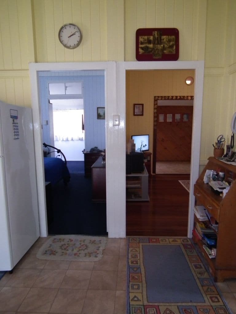21 Colton Road, ALDERSHOT QLD 4650, Aldershot - Thumbnail 7