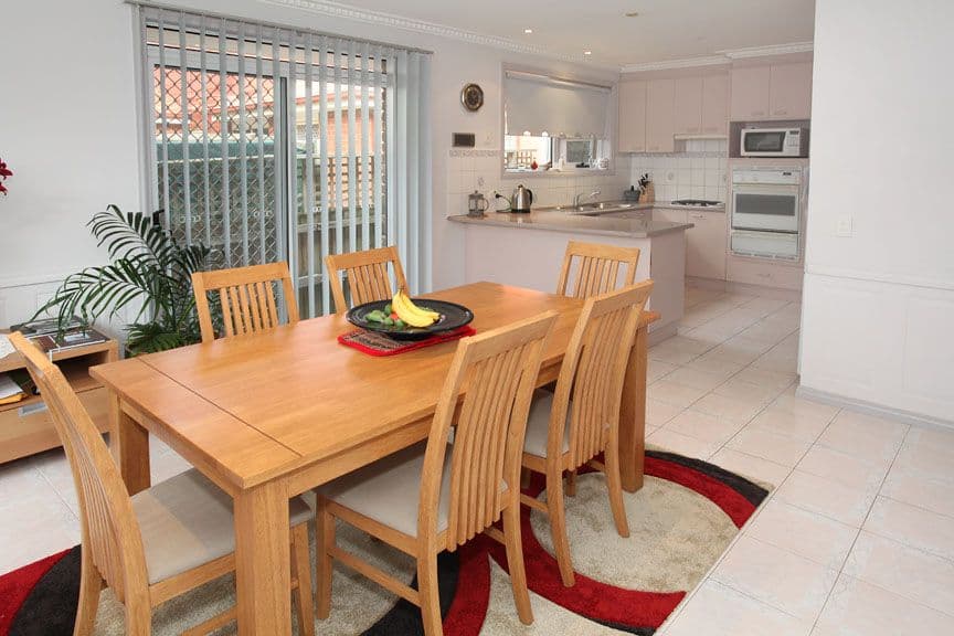12 Edna Street, MOUNT WAVERLEY VIC 3149, Mount Waverley - Thumbnail 2