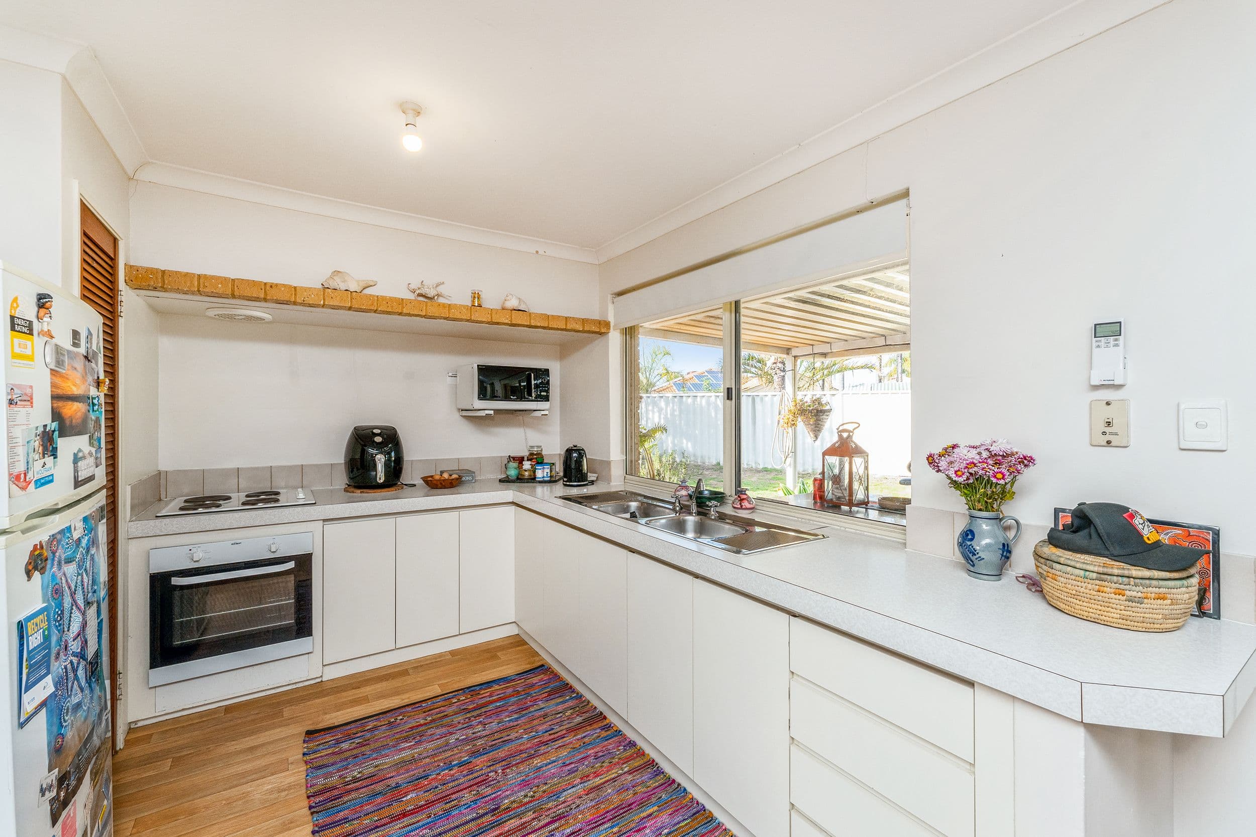 8 Glencoe Place, Cooloongup WA 6168, Cooloongup - Thumbnail 3
