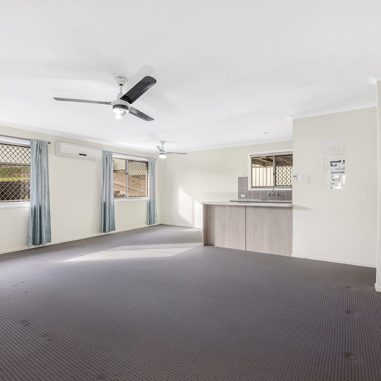 213 Kingston Road, Woodridge QLD 4114, Woodridge - Image 1