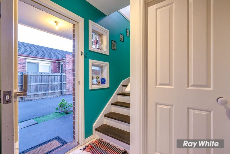 10 Governor Close, Tarneit VIC 3029, Tarneit - Thumbnail 2