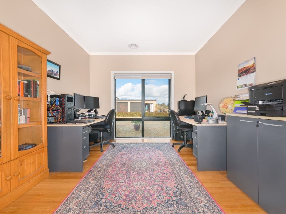 102 Pound Lane, Mortlake VIC 3272, Mortlake - Thumbnail 8