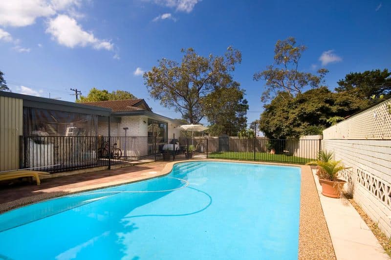 1 Stratford Drive, BELROSE NSW 2085, Belrose - Thumbnail 3