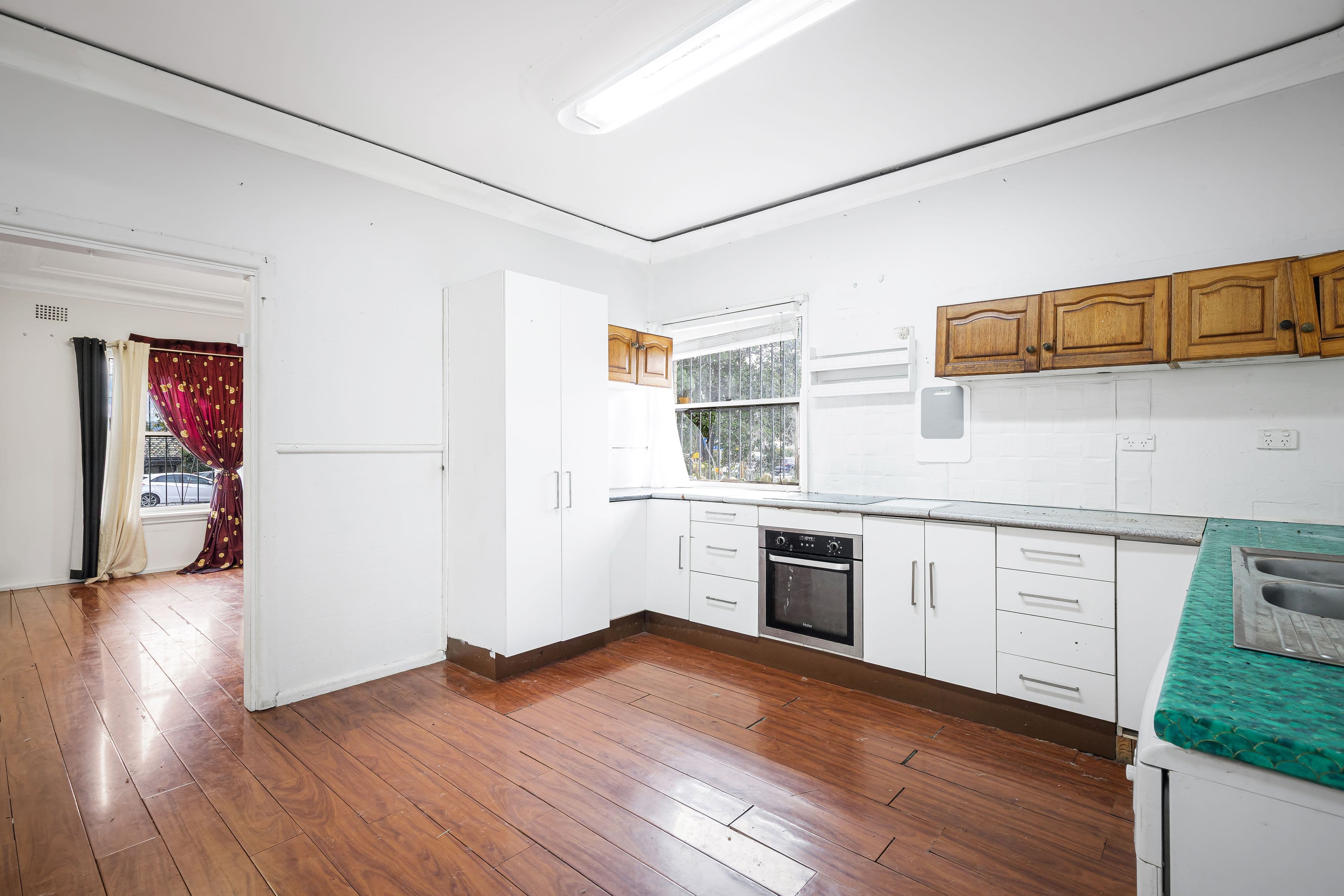 126 Parker Street, Kingswood NSW 2747, Kingswood - Thumbnail 4