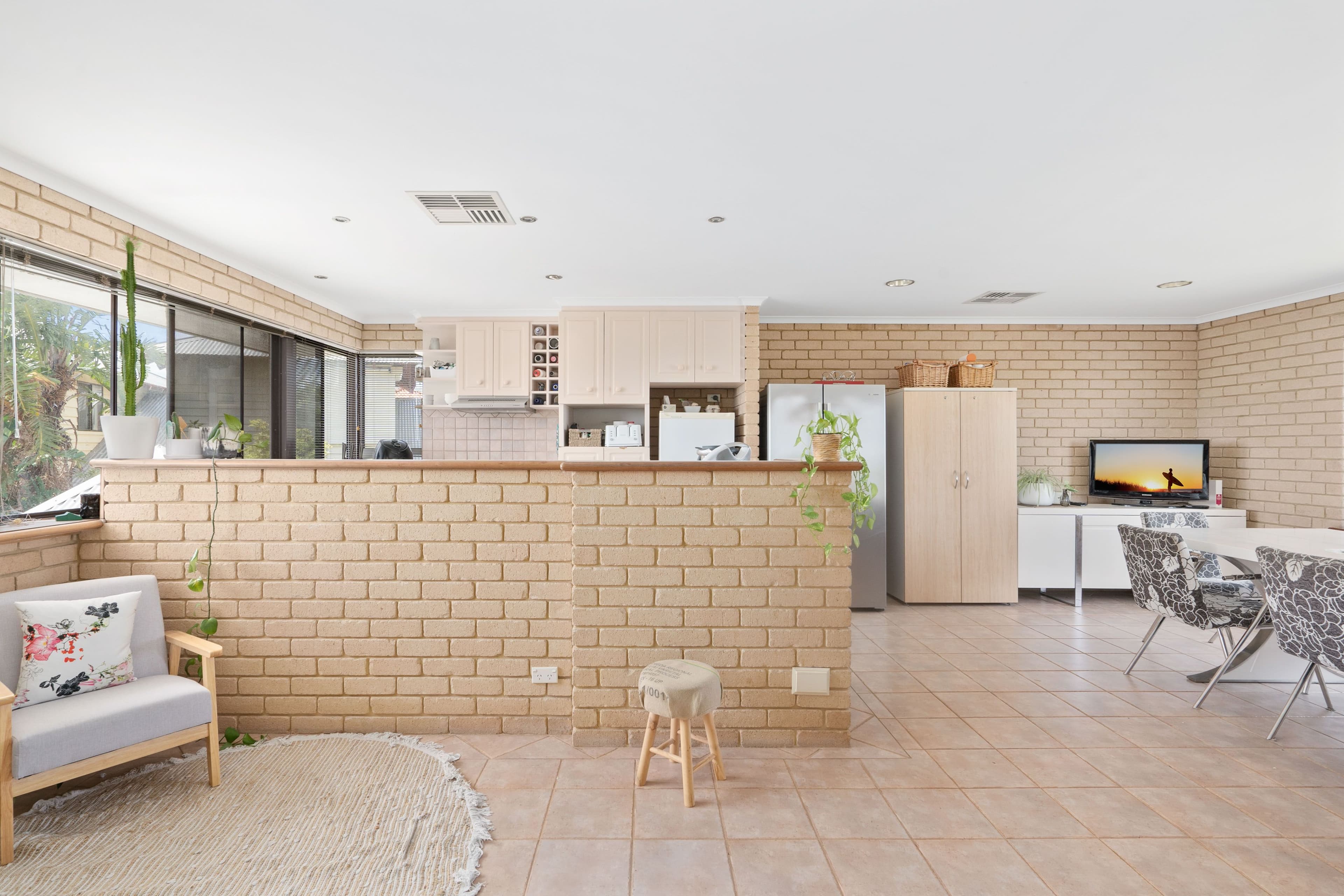 39 Porteous Road, Sorrento WA 6020, Sorrento - Thumbnail 3