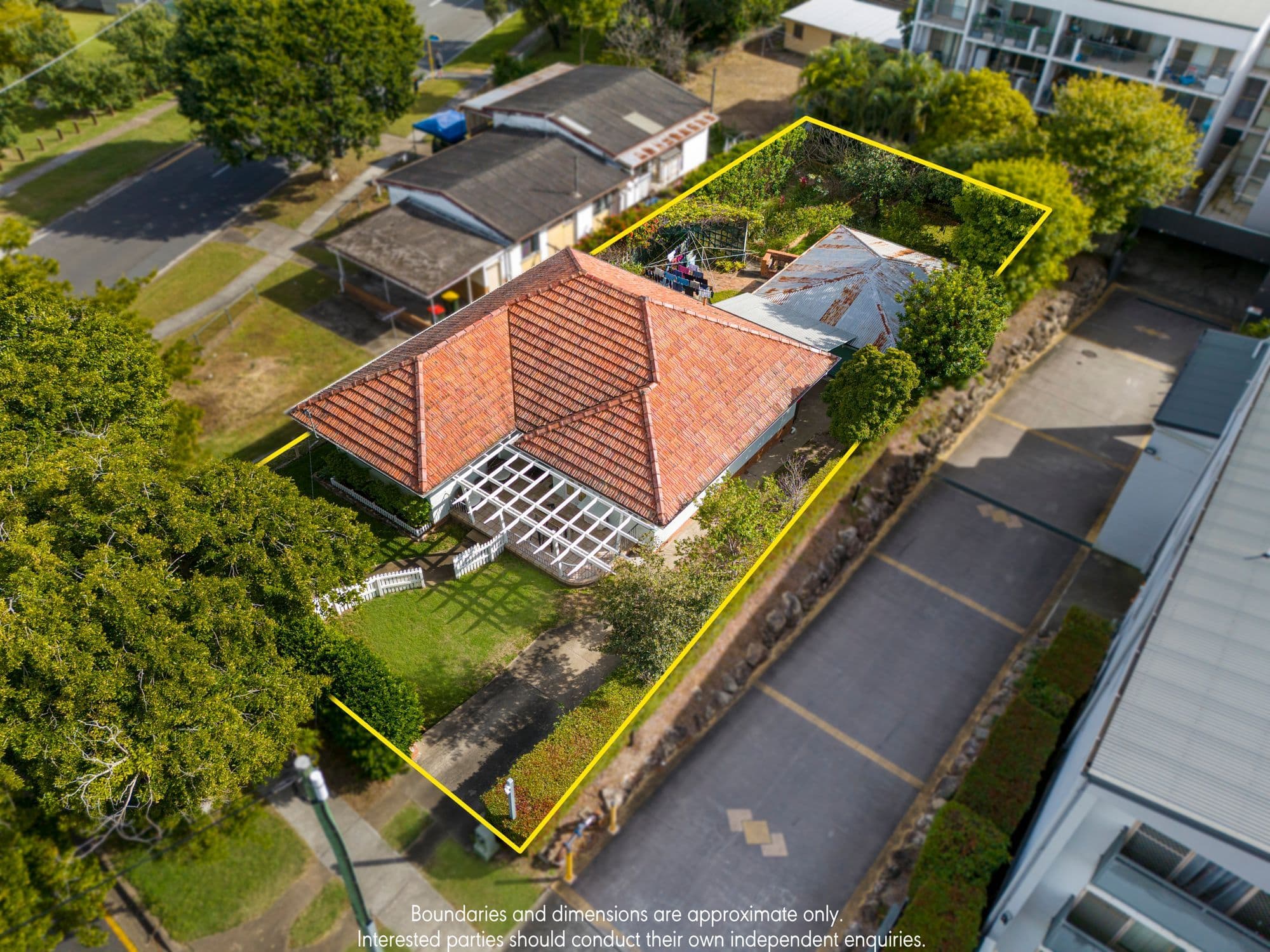 4 Mascar Street, Upper Mount Gravatt QLD 4122, Upper Mount Gravatt - Thumbnail 2