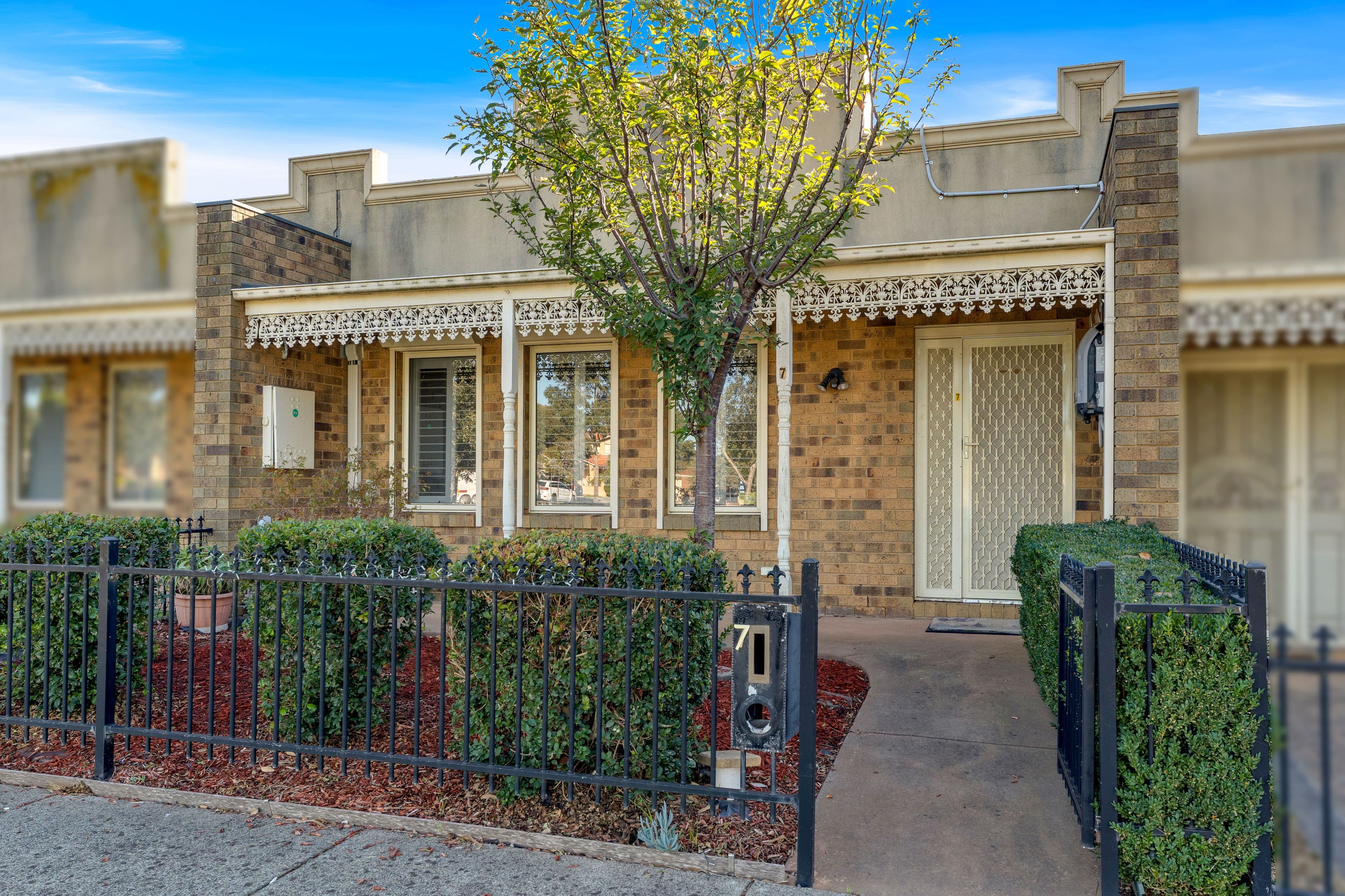 7 Grenville Terrace, Roxburgh Park VIC 3064, Roxburgh Park - Thumbnail 2