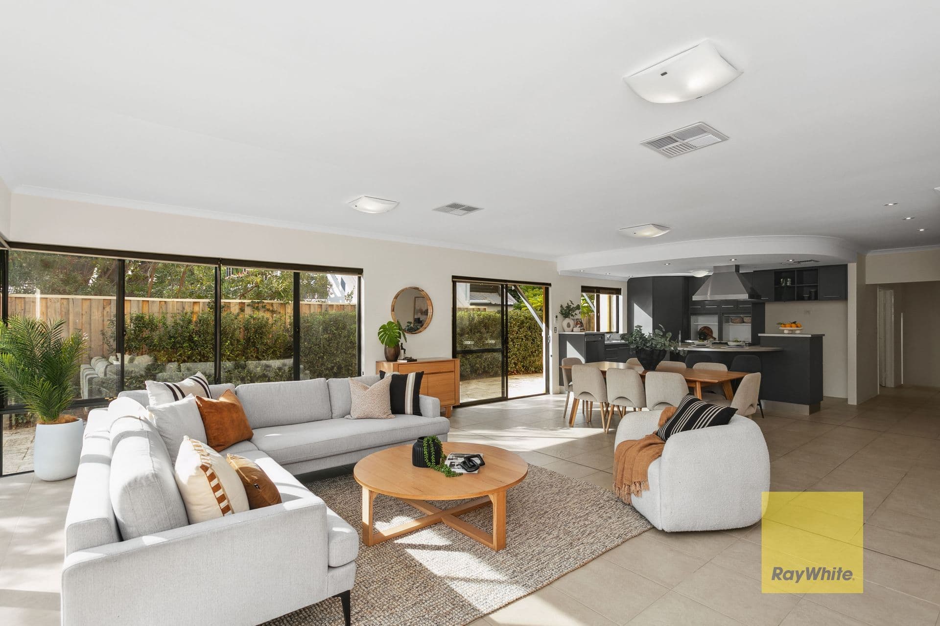 37 BRIGHTON Street, Cottesloe WA 6011, Cottesloe - Thumbnail 6