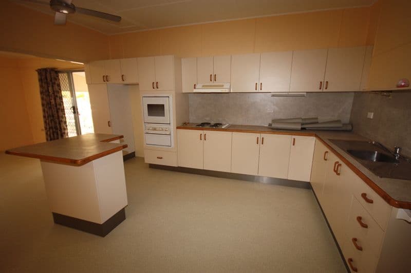 68 Malakoff Street, BILOELA QLD 4715, Biloela - Thumbnail 4
