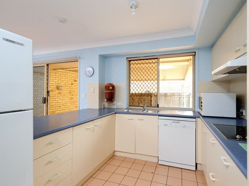 7 Savanna Place, EIGHT MILE PLAINS QLD 4113, Eight Mile Plains - Thumbnail 4