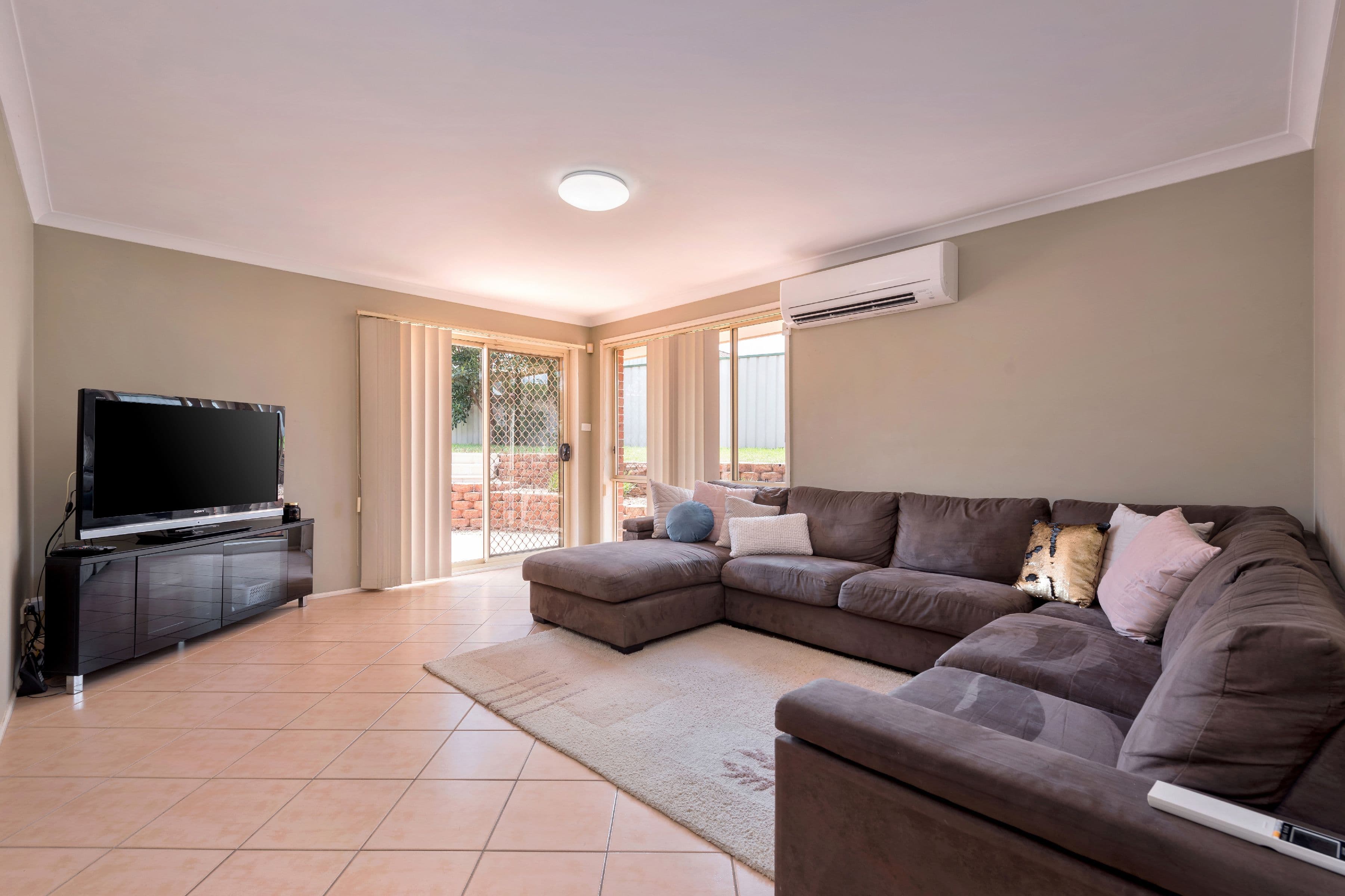 33 Allison Drive, Glenmore Park - Thumbnail 5