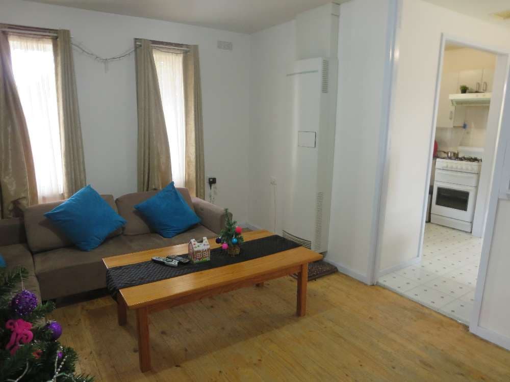 1 Garnet Place, Springdale Heights NSW 2641, Springdale Heights - Thumbnail 2
