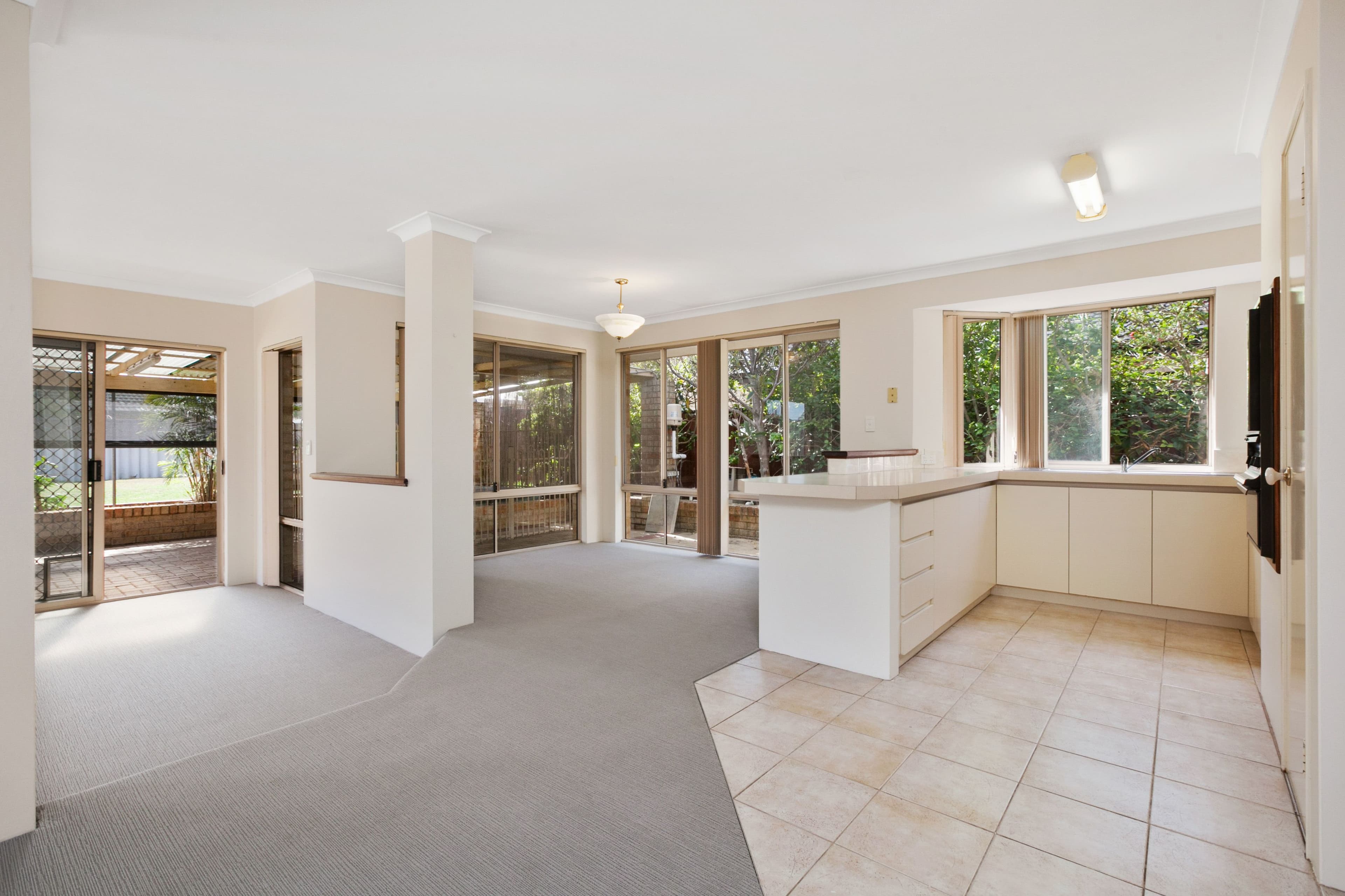 674 Safety Bay Road, Waikiki WA 6169, Waikiki - Thumbnail 5