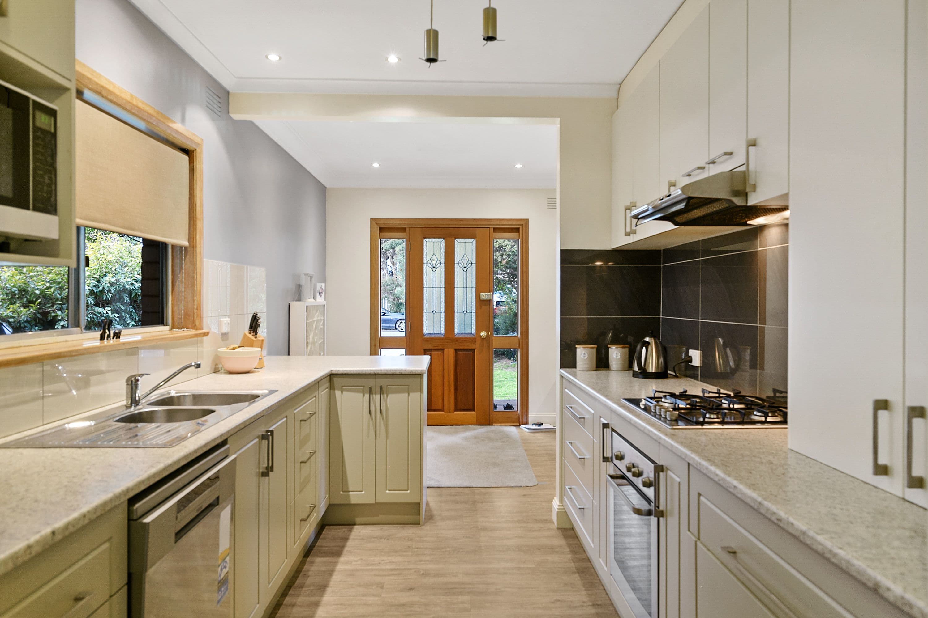 18 Platt Street, Euroa VIC 3666, Euroa - Thumbnail 3