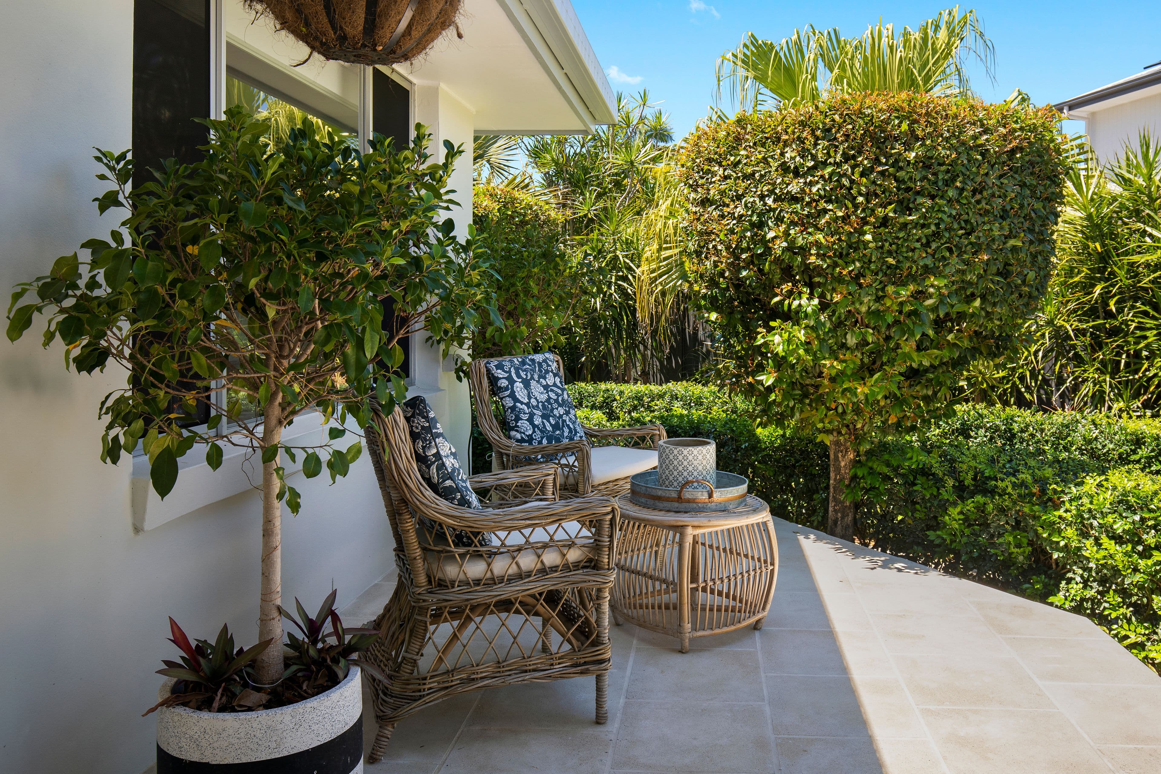 12 Chianti Avenue, Mermaid Waters QLD 4218, Mermaid Waters - Thumbnail 2