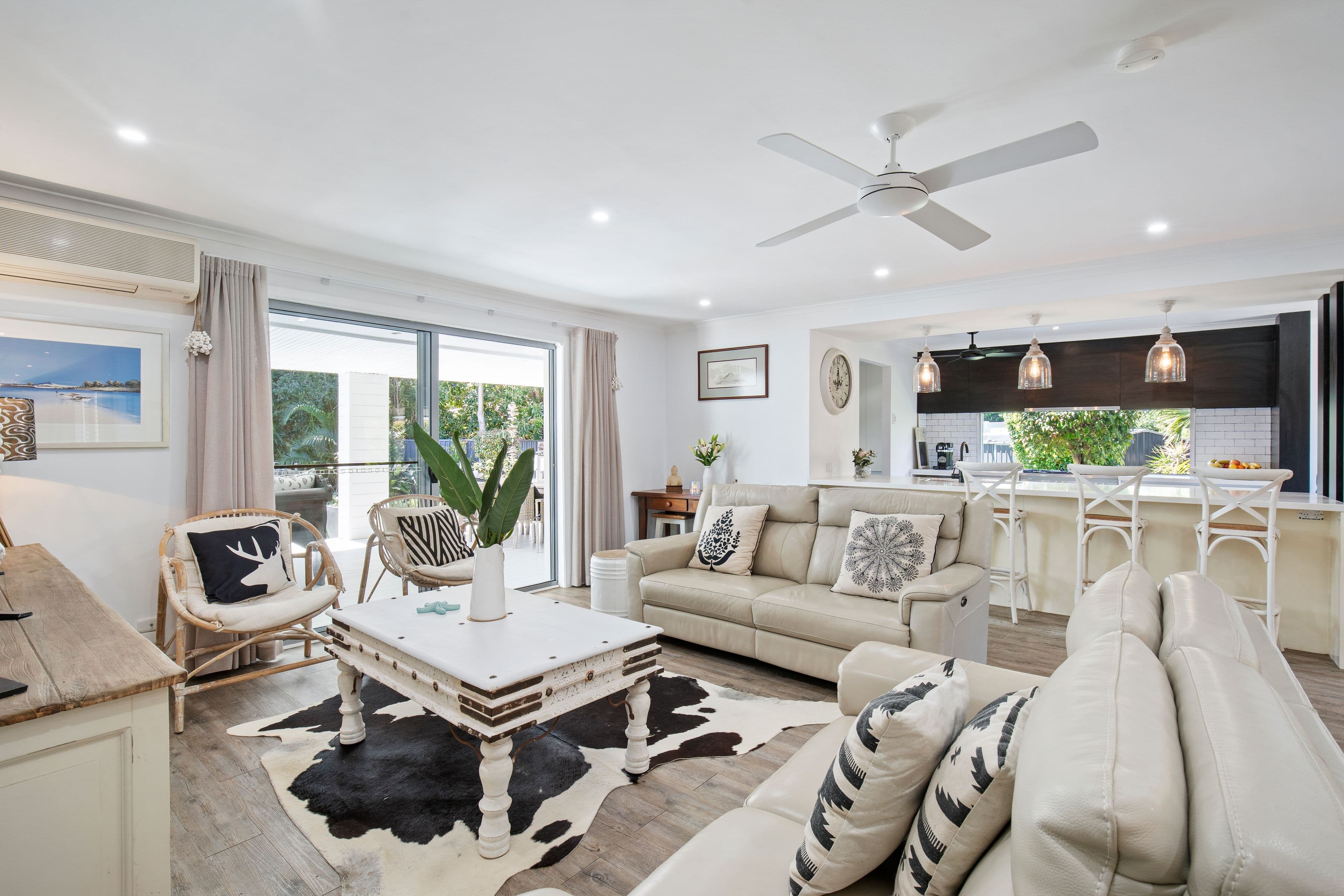 12 Chianti Avenue, Mermaid Waters QLD 4218, Mermaid Waters - Thumbnail 3