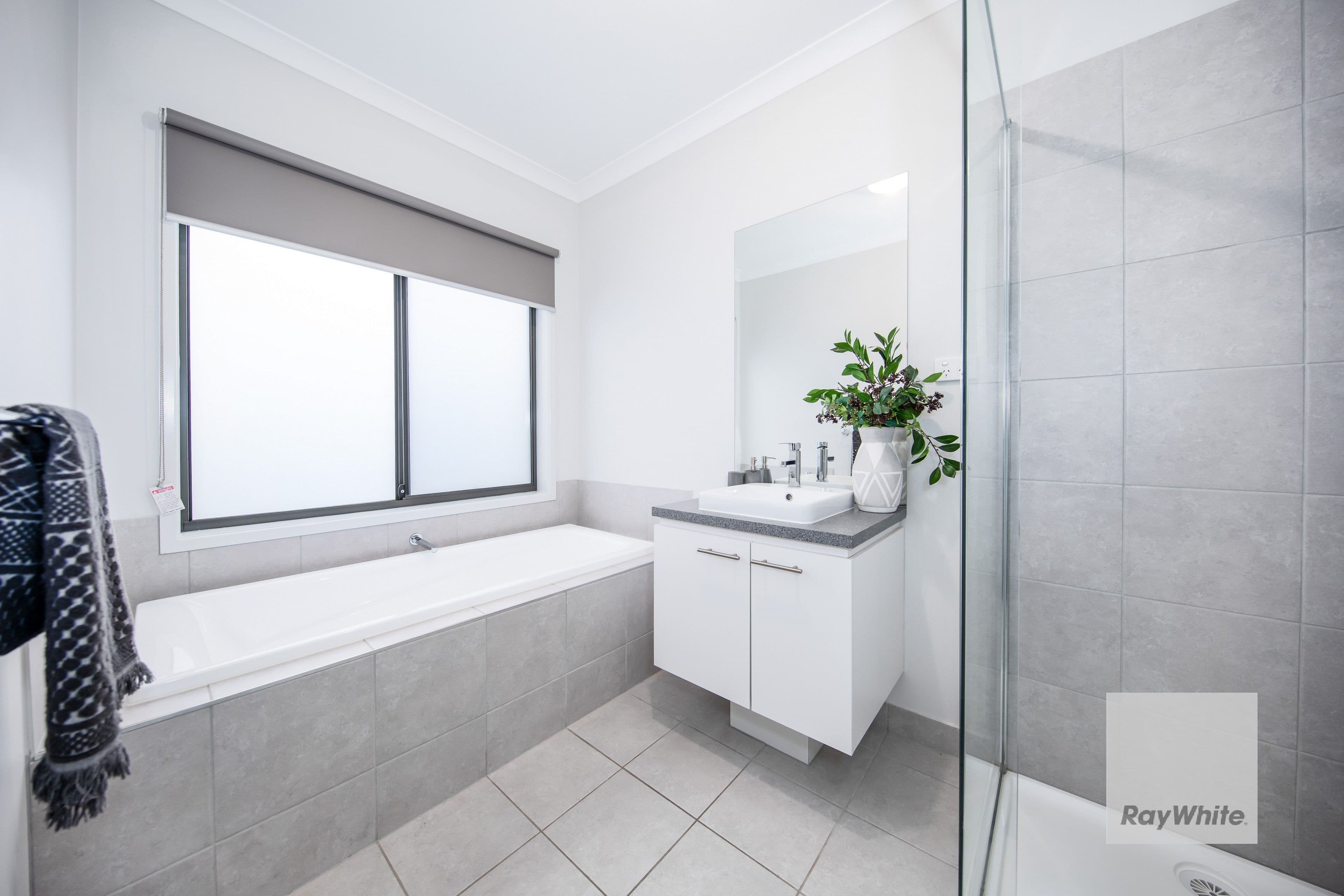 6 Tora Crescent, FRASER RISE VIC 3336, Fraser Rise - Thumbnail 4