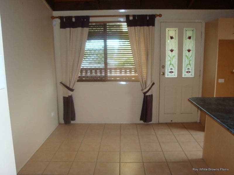 63 Conifer Street, Hillcrest QLD 4118, Hillcrest - Thumbnail 4