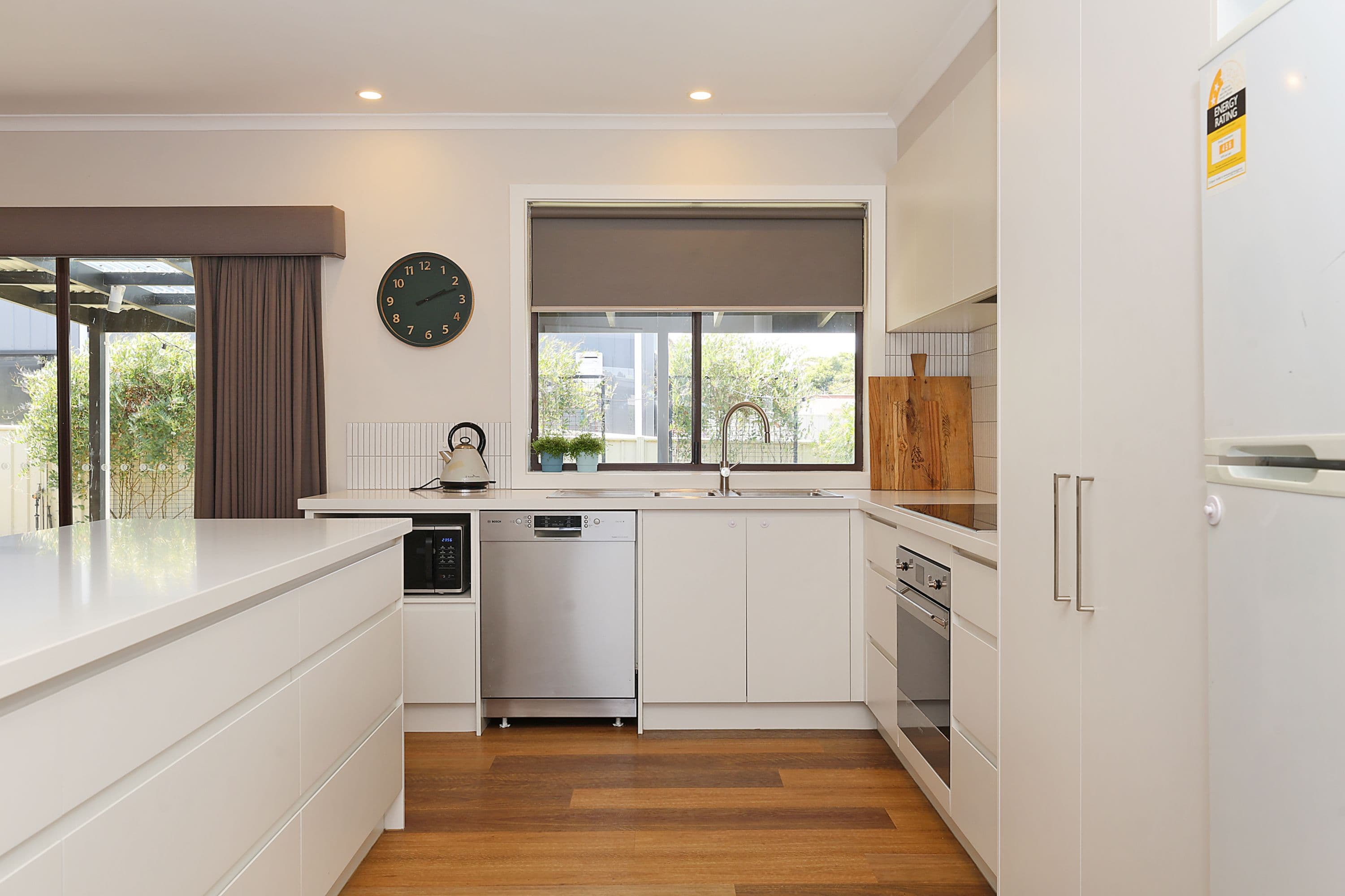 92 Walker Street, Cobden VIC 3266, Cobden - Thumbnail 5