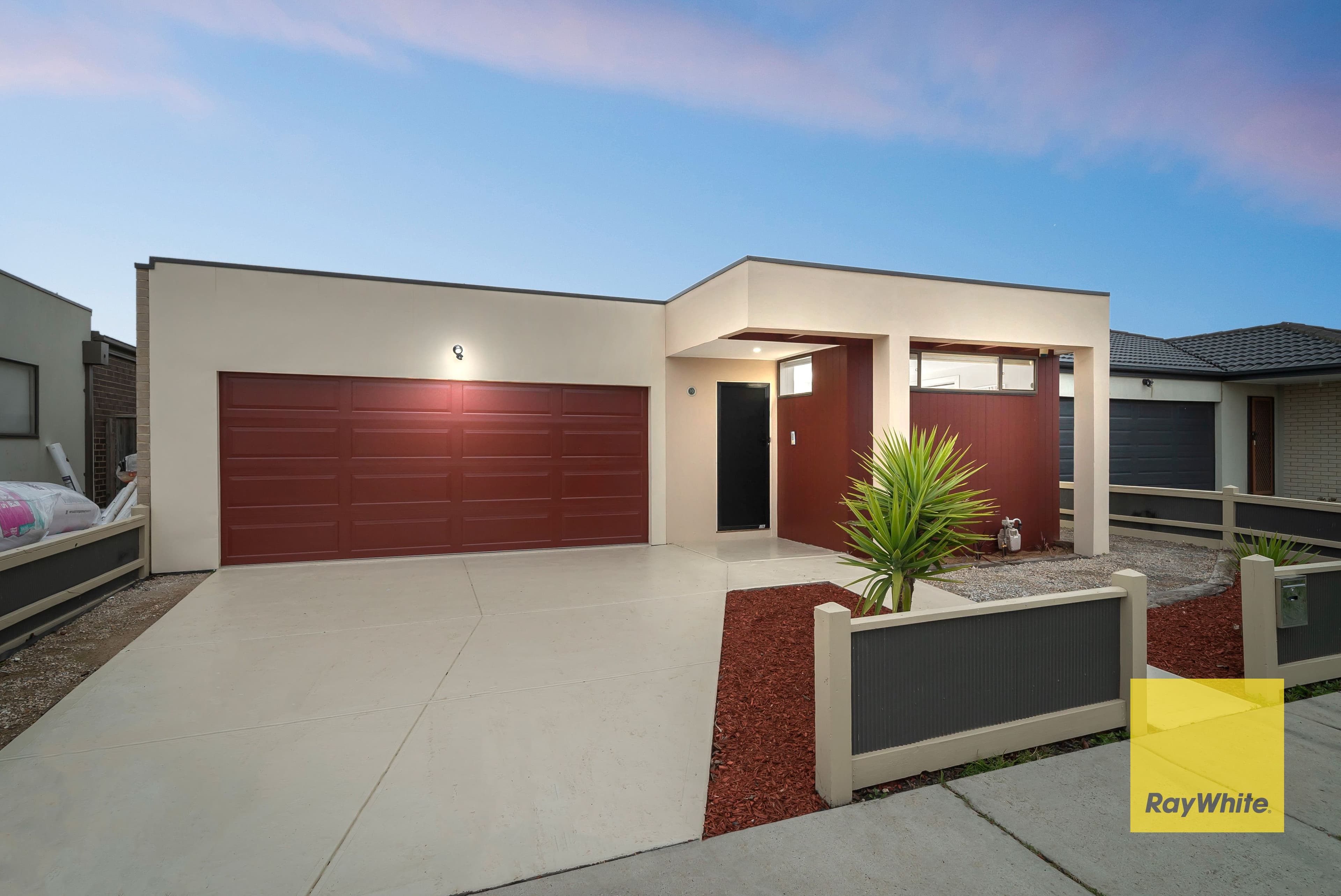 10 Limelight Street, Tarneit VIC 3029, Tarneit - Thumbnail 2