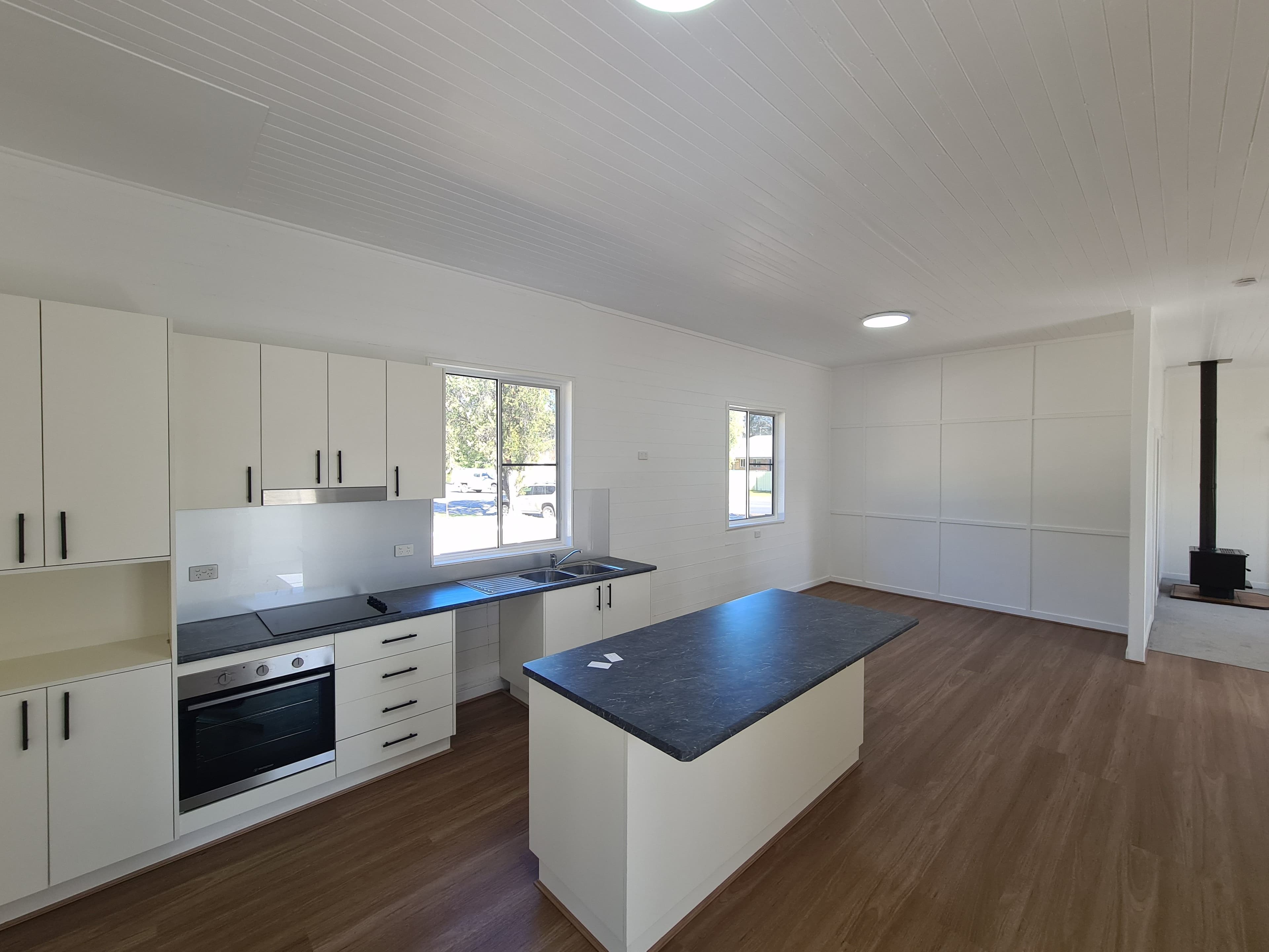 6 Toowoomba Road, Crows Nest QLD 4355, Crows Nest - Thumbnail 2