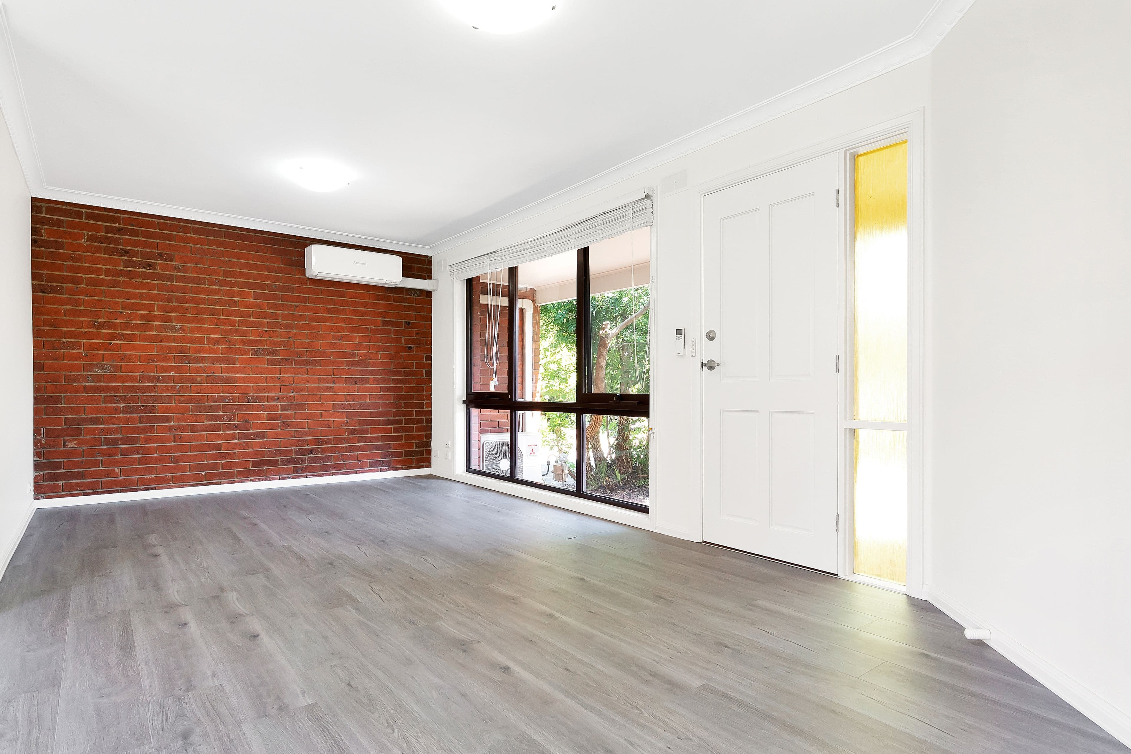 31-33 Deutgam Street, Werribee VIC 3030, Werribee - Thumbnail 2
