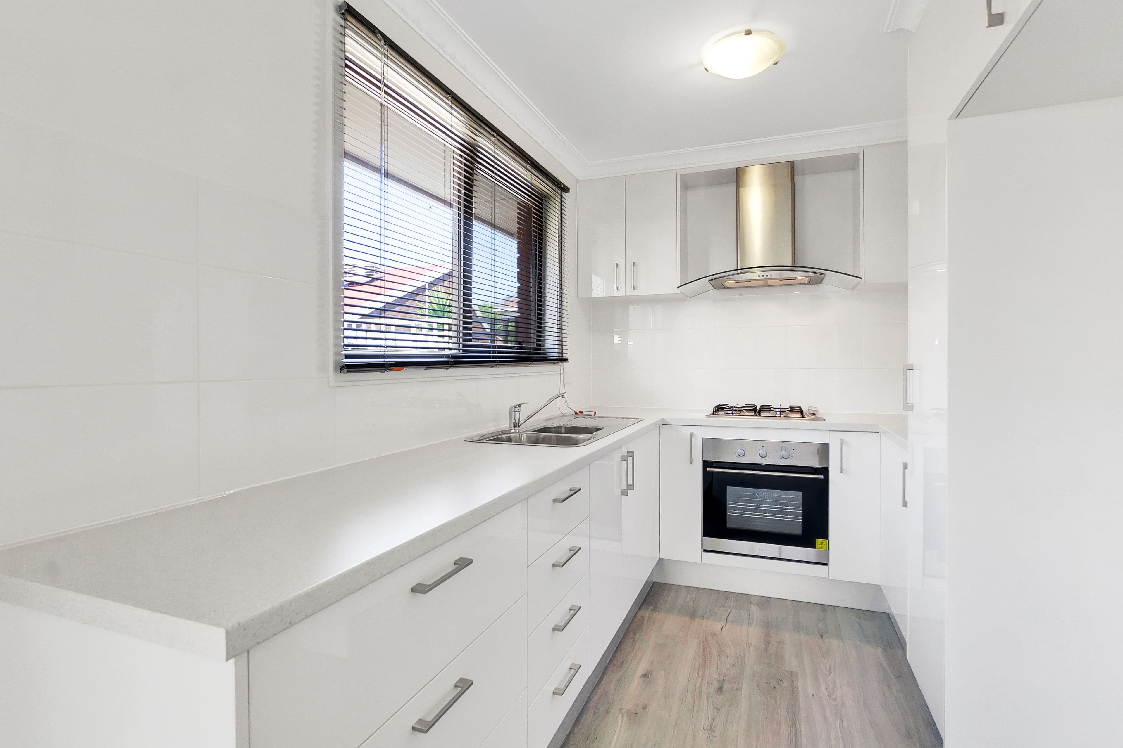 31-33 Deutgam Street, Werribee VIC 3030, Werribee - Thumbnail 3