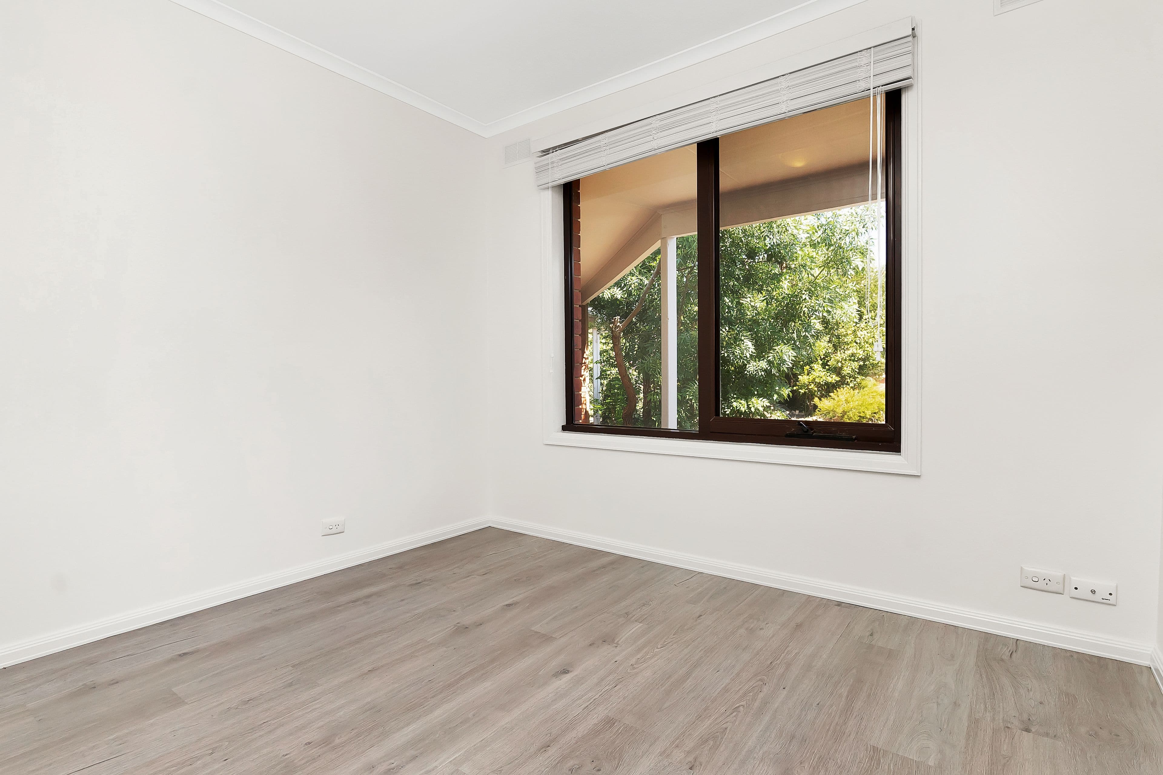 31-33 Deutgam Street, Werribee VIC 3030, Werribee - Thumbnail 4