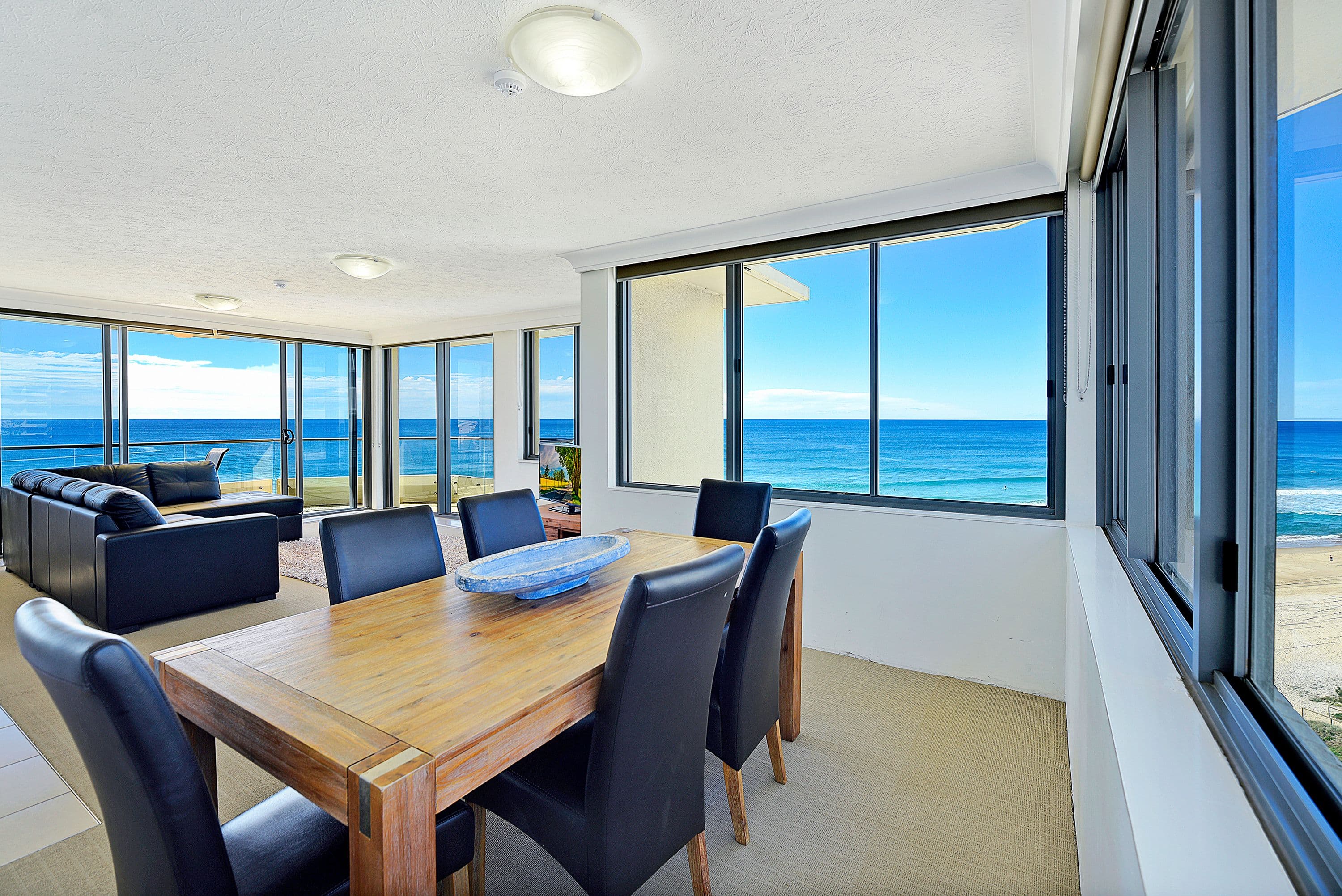 25 Northcliffe Terrace, Surfers Paradise QLD 4217, Surfers Paradise - Thumbnail 3