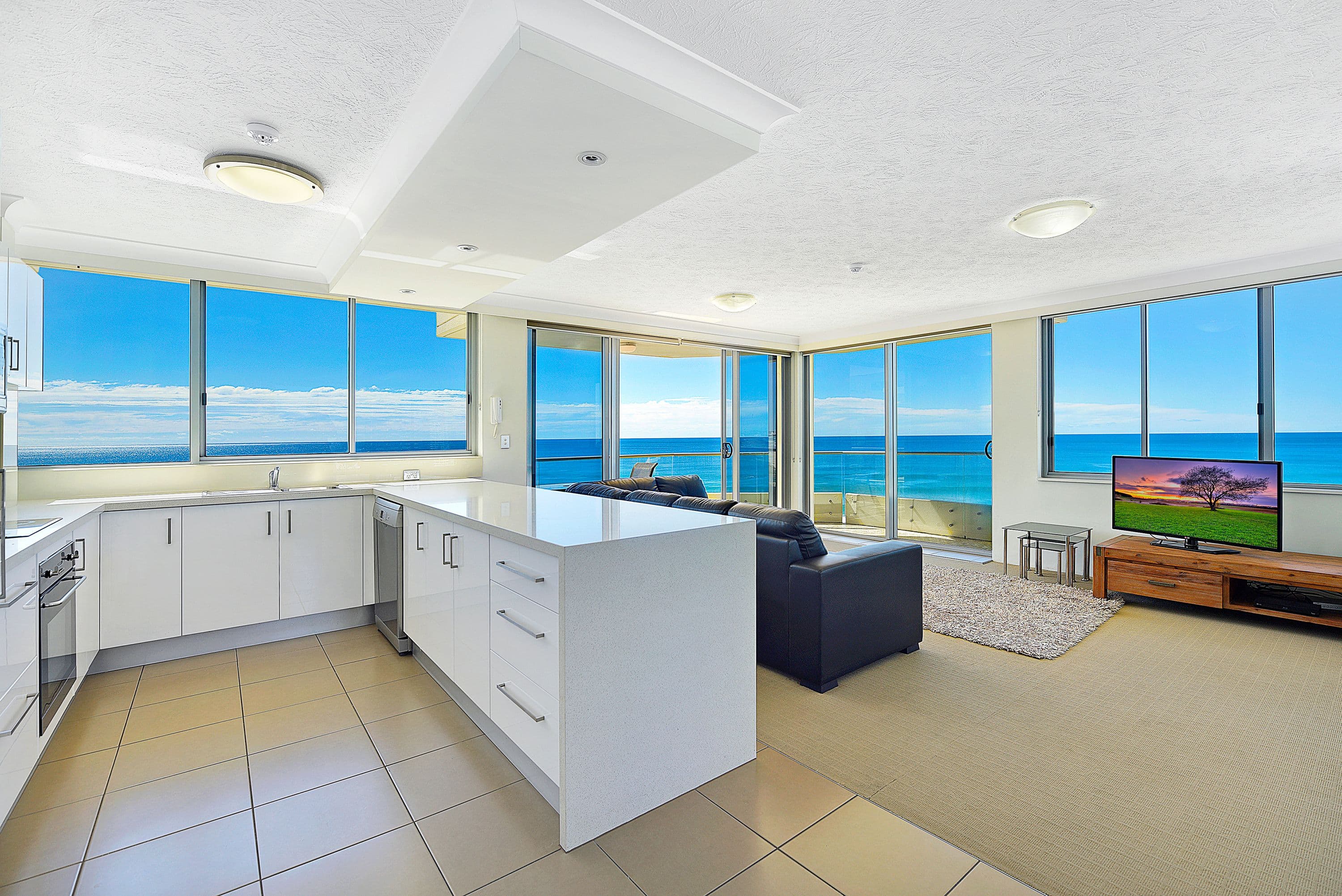 25 Northcliffe Terrace, Surfers Paradise QLD 4217, Surfers Paradise - Thumbnail 4