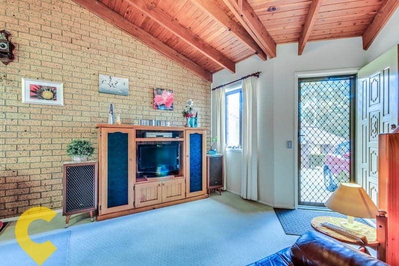 95 Barbaralla Drive, Springwood - Thumbnail 7