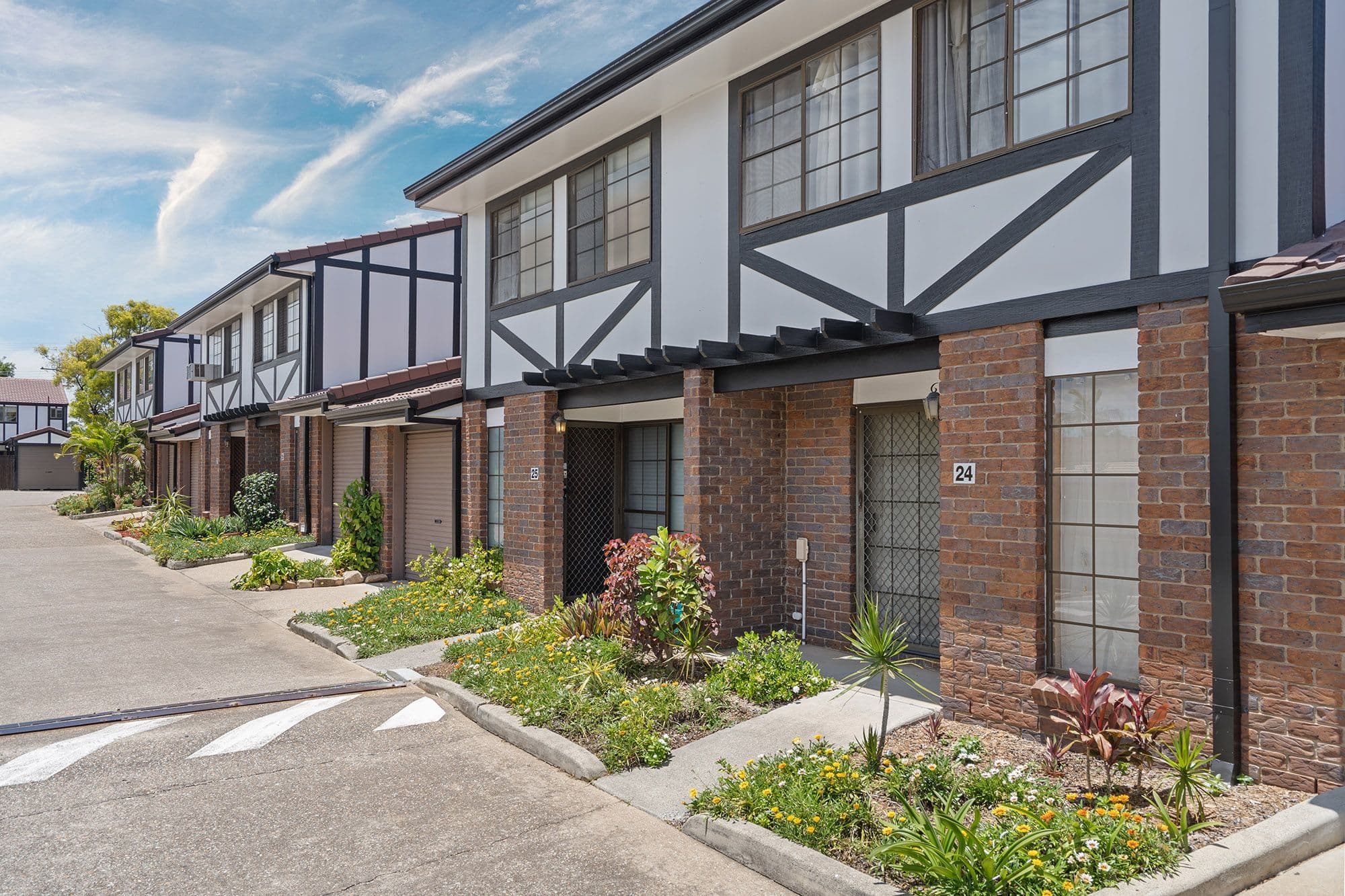 190-192 Ewing Road, Woodridge QLD 4114, Woodridge - Thumbnail 2