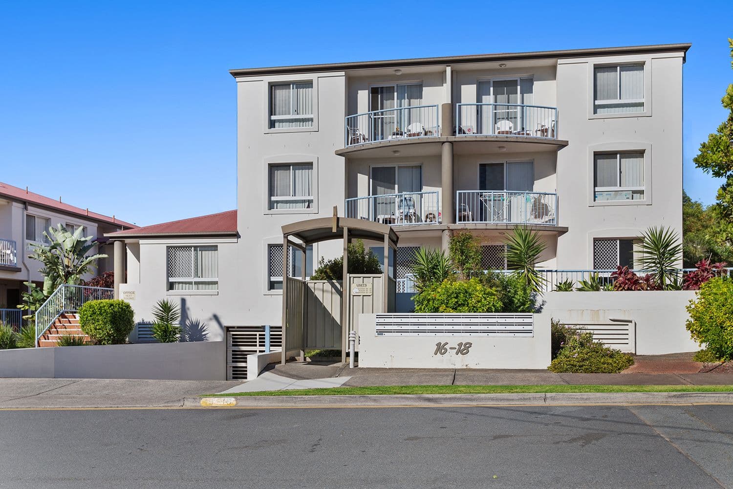 18 Lloyd Street, Southport QLD 4215, Southport - Image 1