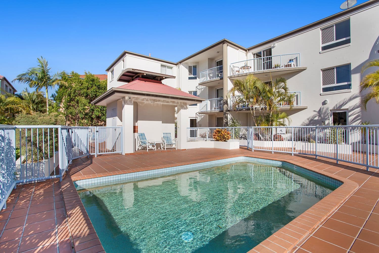 18 Lloyd Street, Southport QLD 4215, Southport - Thumbnail 2