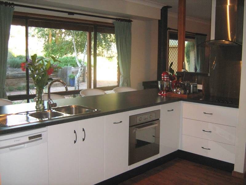 9 McNarry Place, YOUNG NSW 2594, Young - Thumbnail 3