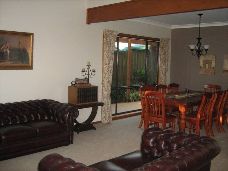 9 McNarry Place, YOUNG NSW 2594, Young - Thumbnail 4