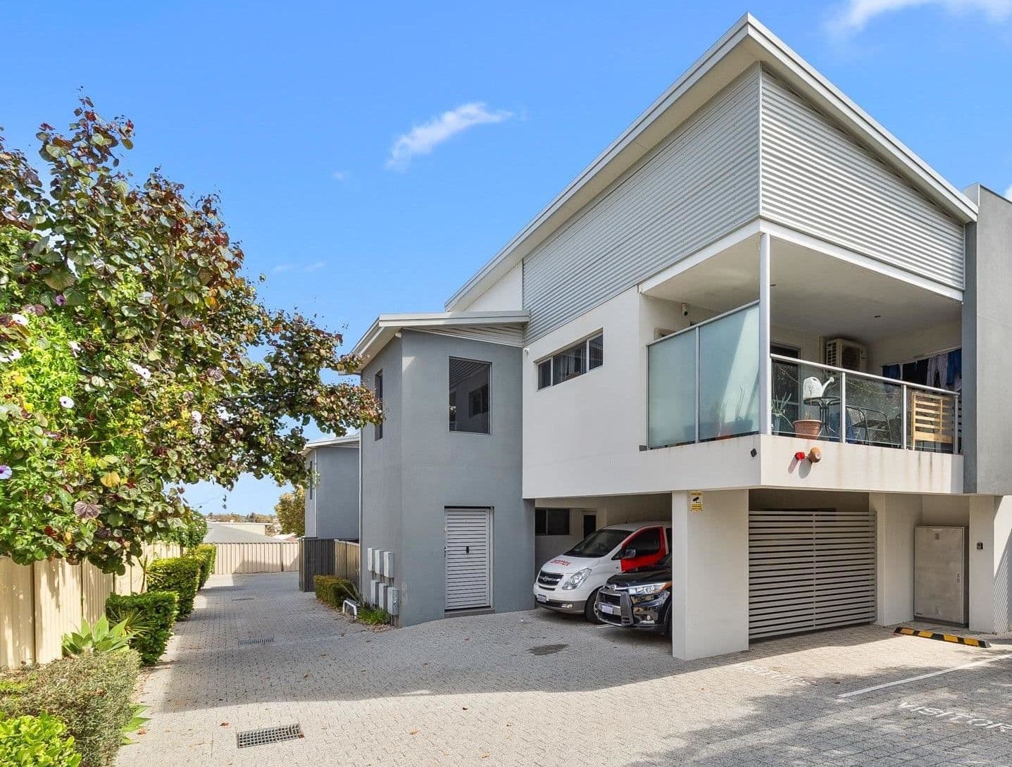16 Fernhurst Crescent, Balga WA 6061, Balga - Image 1