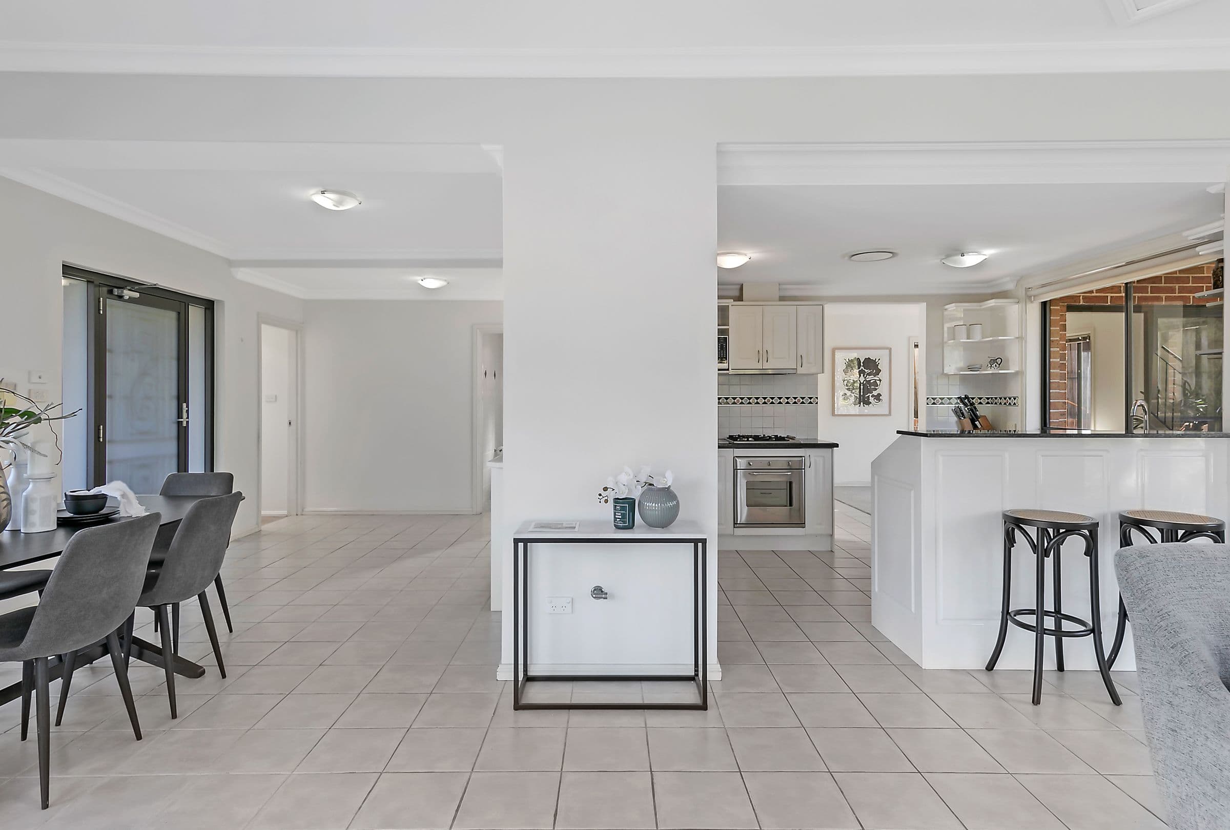 6 Elabana Crescent, Castle Hill NSW 2154, Castle Hill - Thumbnail 7
