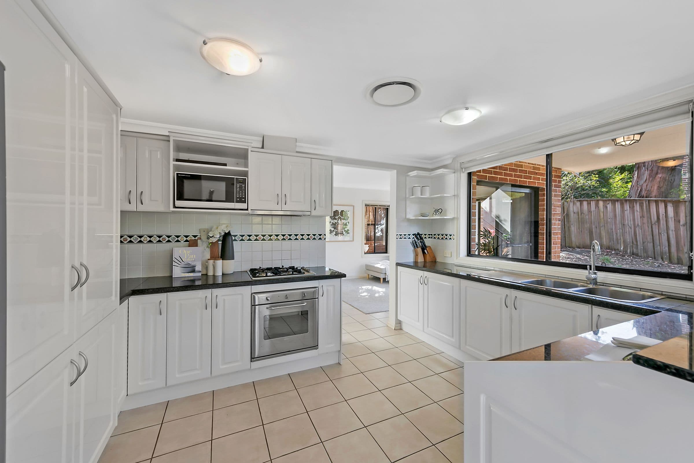 6 Elabana Crescent, Castle Hill NSW 2154, Castle Hill - Thumbnail 8