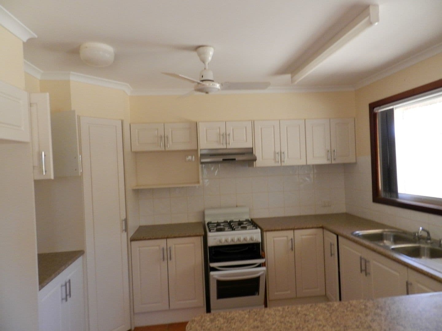 6 Delamere Place, South Hedland WA 6722, South Hedland - Thumbnail 4